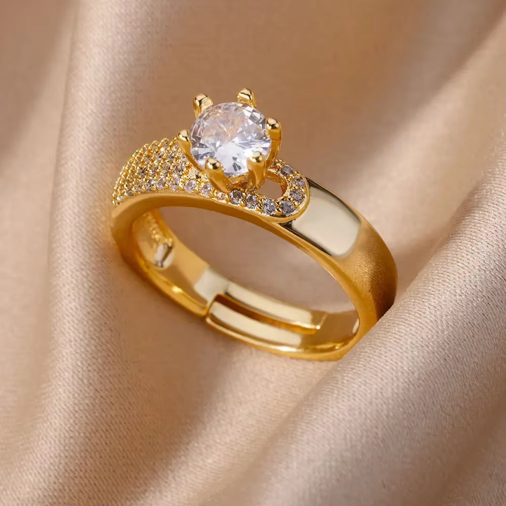Mild Luxury Retro 18K Gold Plated Love Emerald Ring